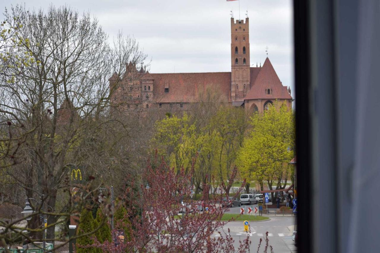 Castle Apartments Malbork Buitenkant foto